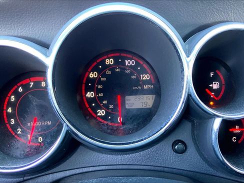 Used 2007 Toyota Matrix image 25