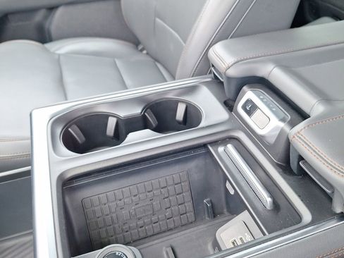 Used 2025 Ford Expedition Max Active image 18