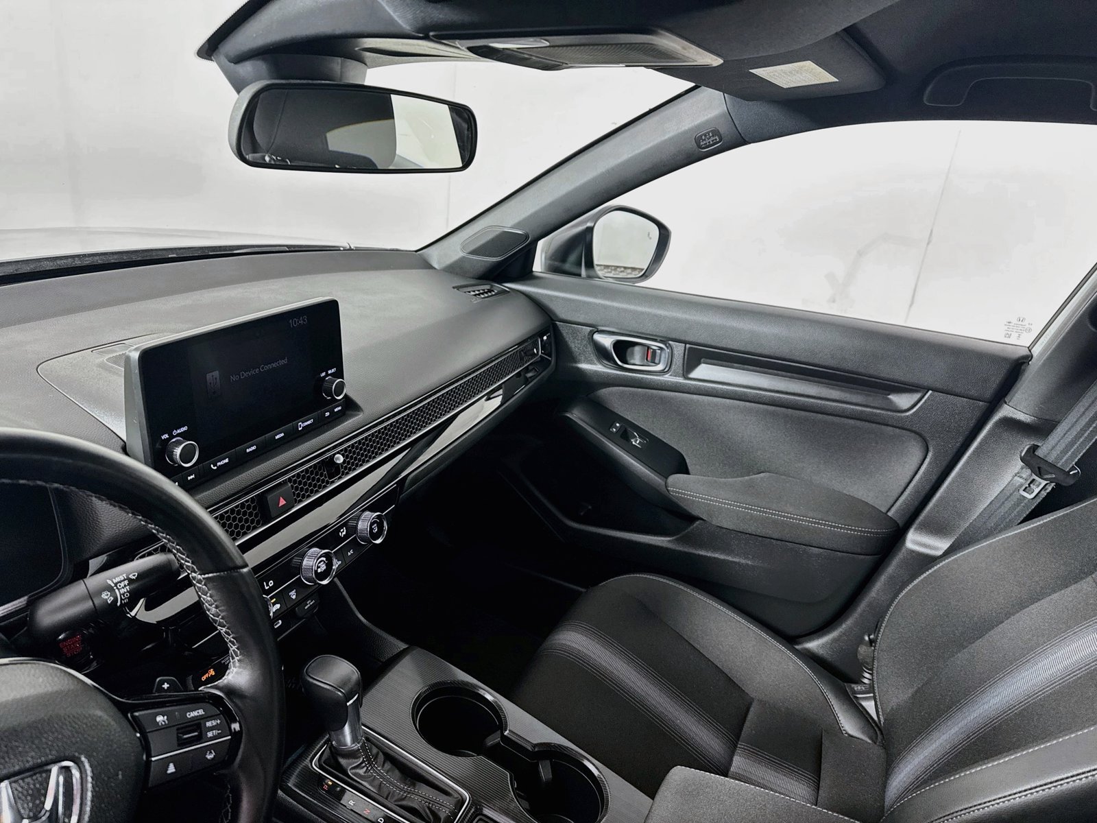 Used 2025 Honda Civic Sport image 6