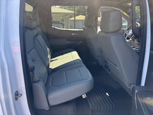 Used 2019 Chevrolet Silverado 1500 LTZ AWD/4WD image 13
