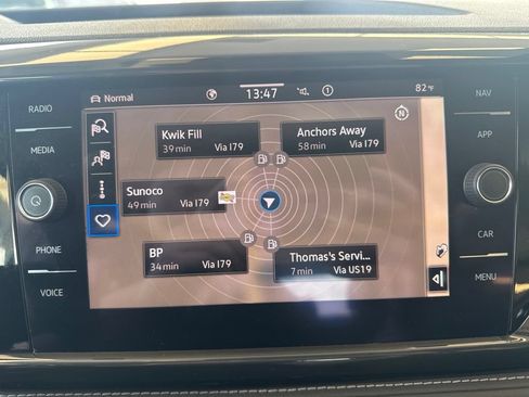 Used 2022 Volkswagen Taos SEL AWD/4WD image 23