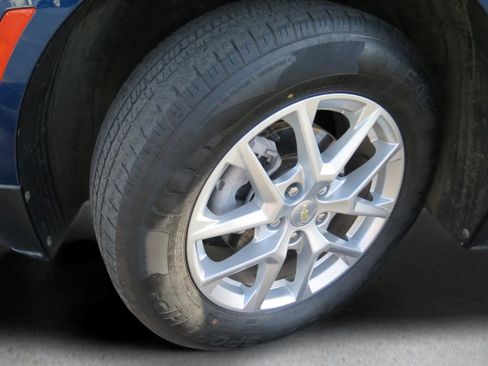Used 2022 Chevrolet Equinox LT AWD/4WD image 25