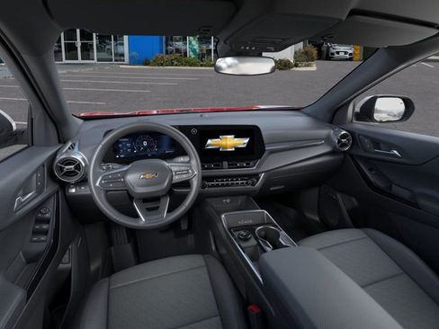 New 2026 Chevrolet Equinox LT w/ Convenience Package II image 15