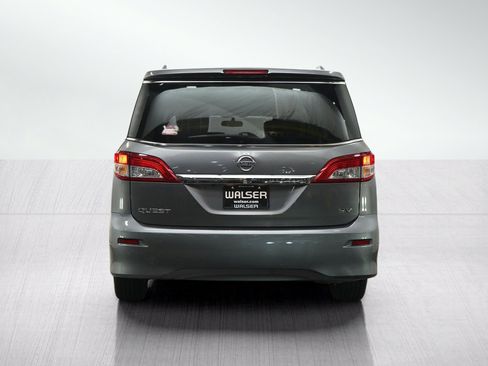 Used 2017 Nissan Quest SV FWD image 4