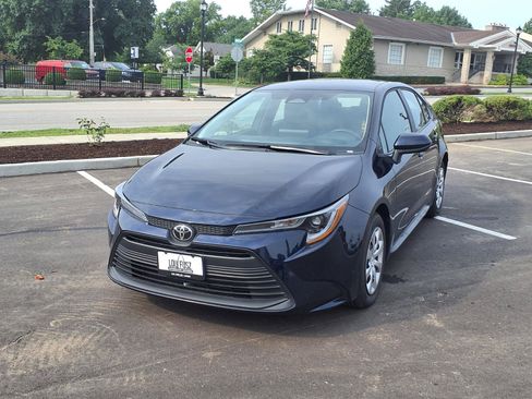 Certified 2026 Toyota Corolla LE FWD image 28