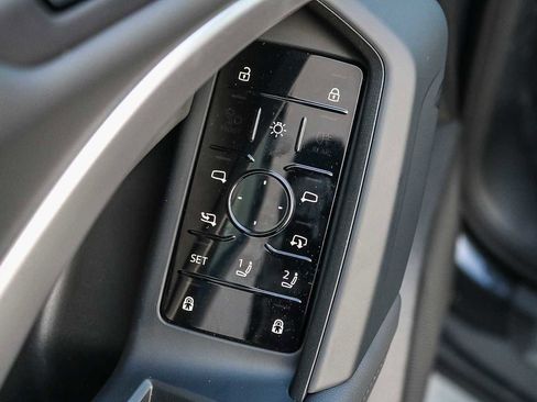 New 2025 Audi Q5 Premium image 27