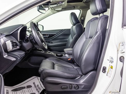 Used 2025 Subaru Outback Limited AWD/4WD image 27
