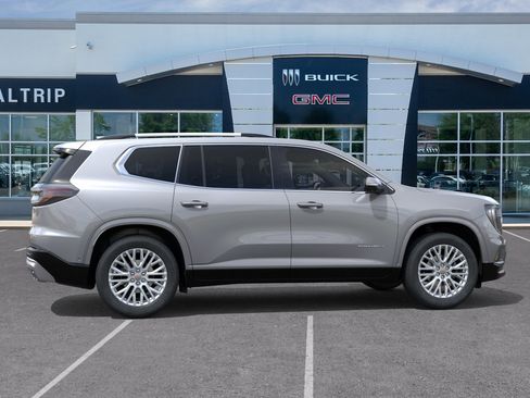 New 2026 GMC Acadia Denali w/ Super Cruise Package FWD image 7