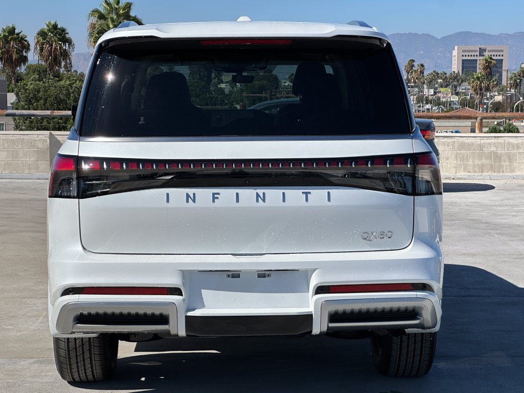 New 2027 INFINITI QX80 Luxe RWD image 6