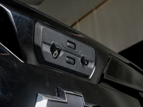 Used 2022 Chevrolet Silverado 2500 LTZ w/ LTZ Plus Package image 48