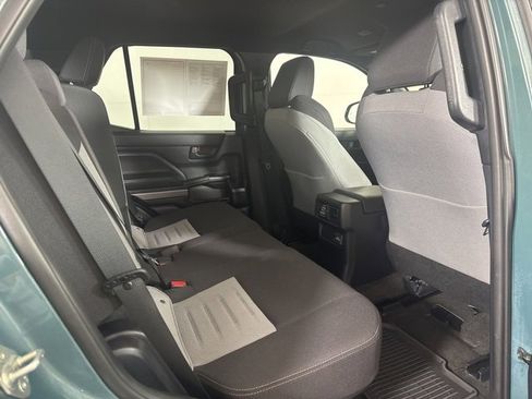 Used 2025 Toyota 4Runner TRD Off-Road image 5