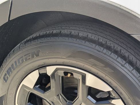 Used 2024 Kia Sorento S image 30