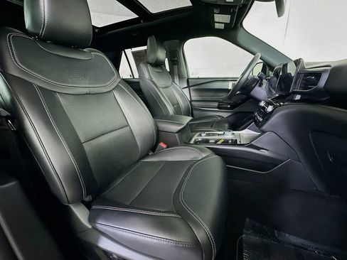 Used 2022 Ford Explorer ST w/ Equipment Group 401A image 14