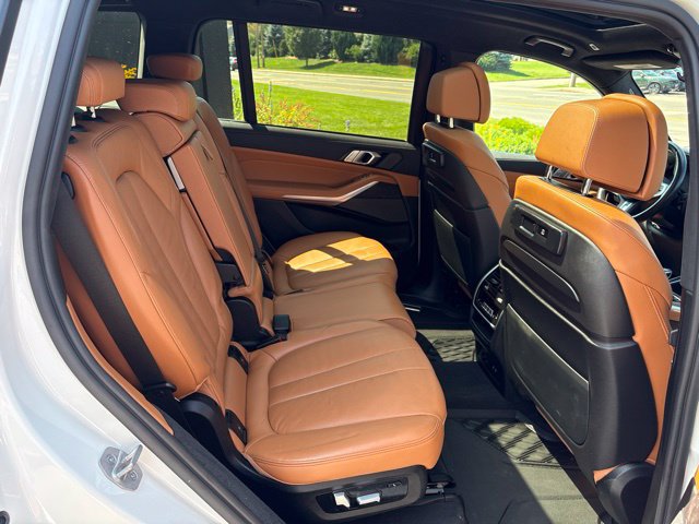 Used 2022 BMW X7 M50i w/ Cold Weather Package AWD/4WD image 29