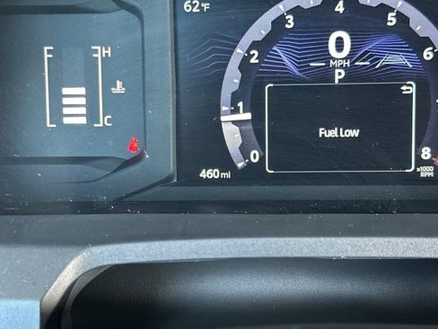 Certified 2025 Toyota Tacoma SR5 image 31