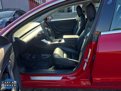 Used 2019 Tesla Model 3 Standard Range Plus image 13