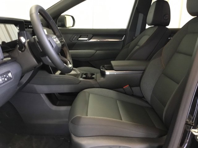 New 2027 GMC Terrain AT4 w/ Technology Package II AWD/4WD image 21