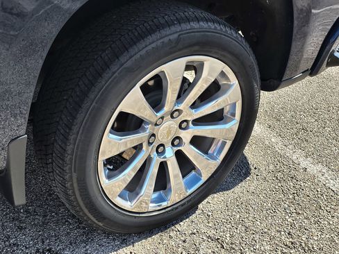 Used 2021 Chevrolet Silverado 1500 High Country image 10