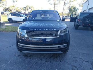 Used 2023 Land Rover Range Rover Long Wheelbase SE AWD/4WD video 1