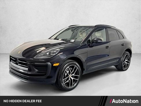 Used 2026 Porsche Macan AWD/4WD image 1