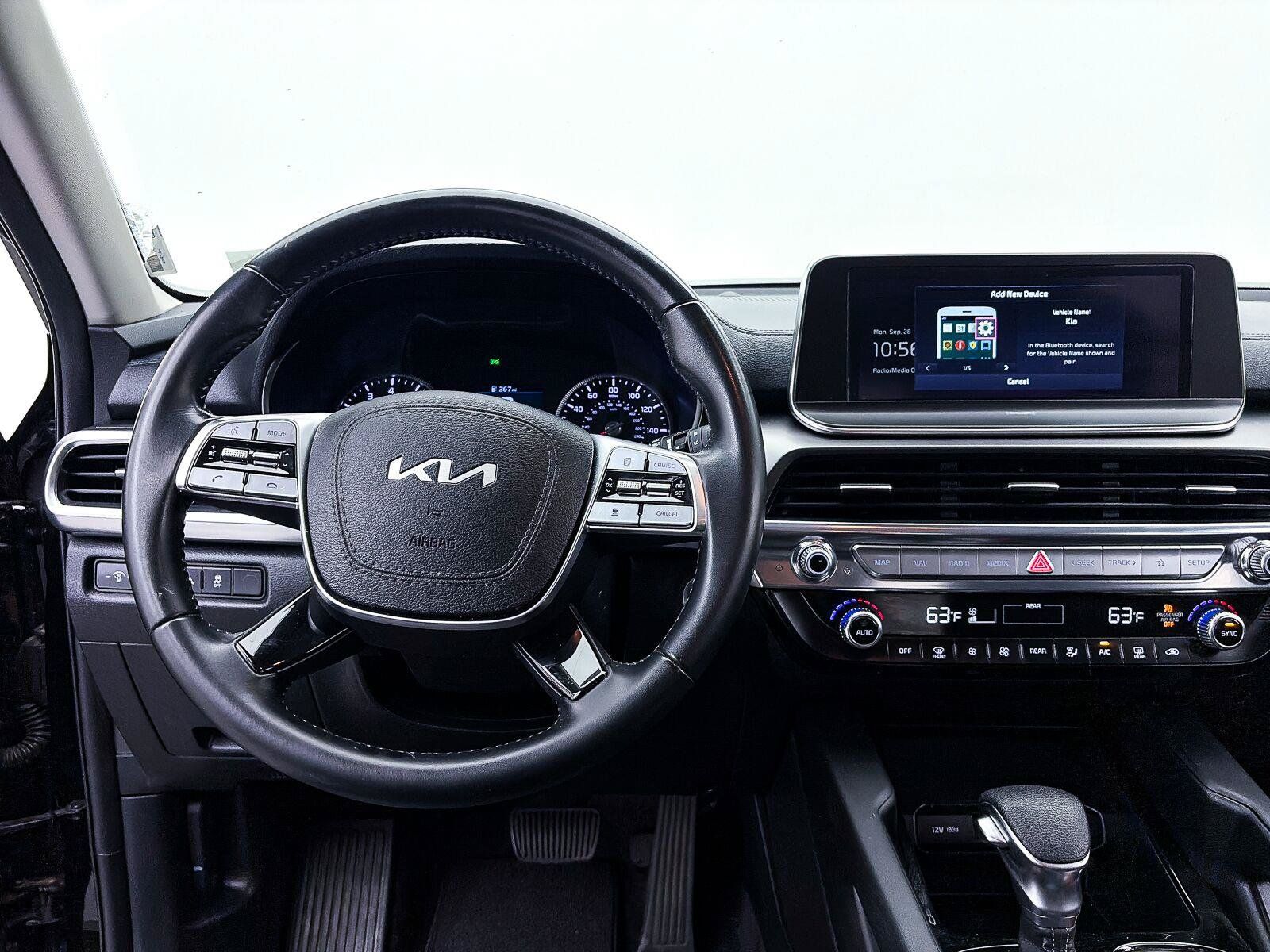 Used 2022 Kia Telluride LX FWD image 5