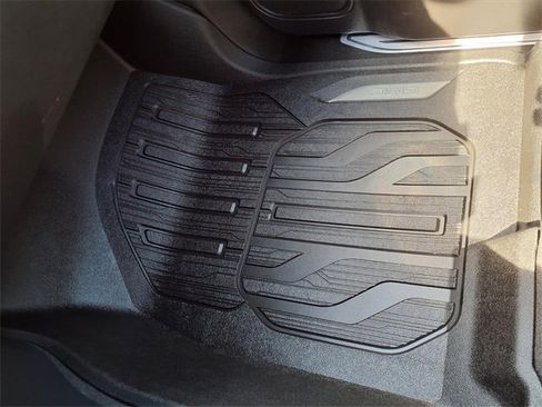 Used 2019 GMC Sierra 1500 SLT w/ SLT Premium Plus Package image 27