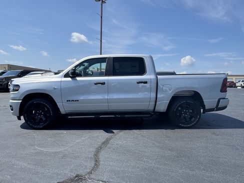 New 2026 RAM 1500 Express AWD/4WD image 8