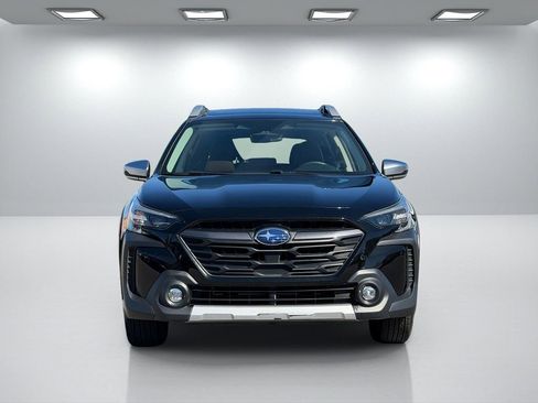 Used 2023 Subaru Outback Touring XT w/ Tech Package 3 AWD/4WD image 9