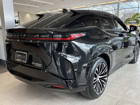 Certified 2025 Lexus RZ 450e 450e Premium w/ Technology Package image 4