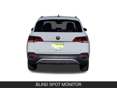 Used 2024 Volkswagen Taos SE image 9