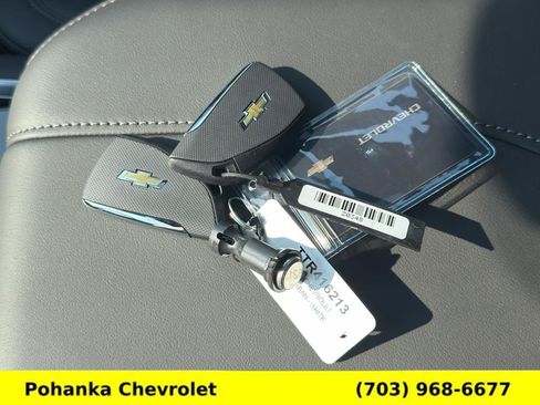 New 2026 Chevrolet Suburban Z71 w/ Comfort Package AWD/4WD image 31