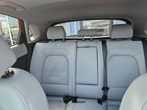 Used 2021 Hyundai Kona Limited w/ Cargo Package image 30