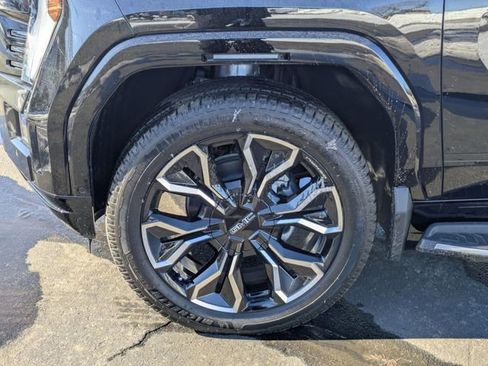 New 2025 GMC Sierra EV Denali image 10