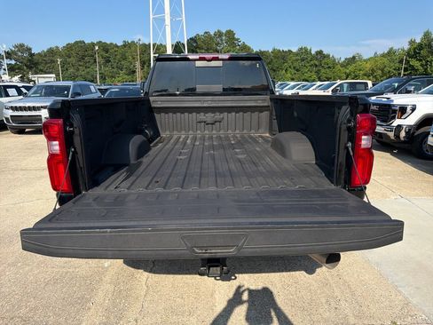 Used 2025 Chevrolet Silverado 3500 High Country w/ High Country Premium Package AWD/4WD image 24