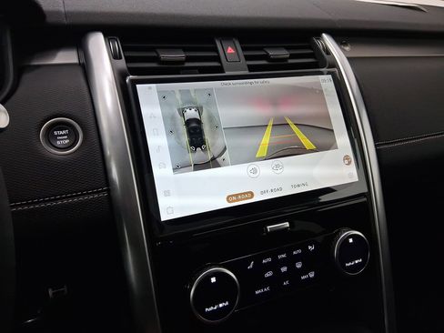 New 2026 Land Rover Discovery Limited Edition image 24