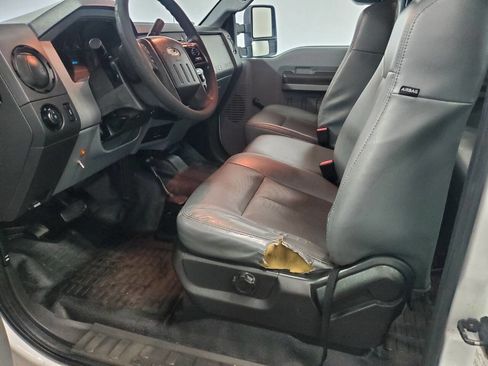 Used 2014 Ford F250 XL w/ XL Value Package image 8