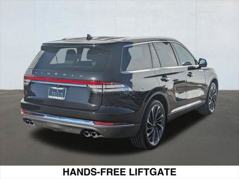 Used 2023 Lincoln Aviator Reserve w/ Equipment Group 201A AWD/4WD image 5