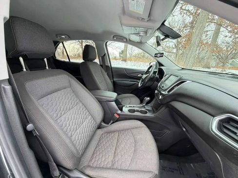 Used 2018 Chevrolet Equinox LT FWD image 10