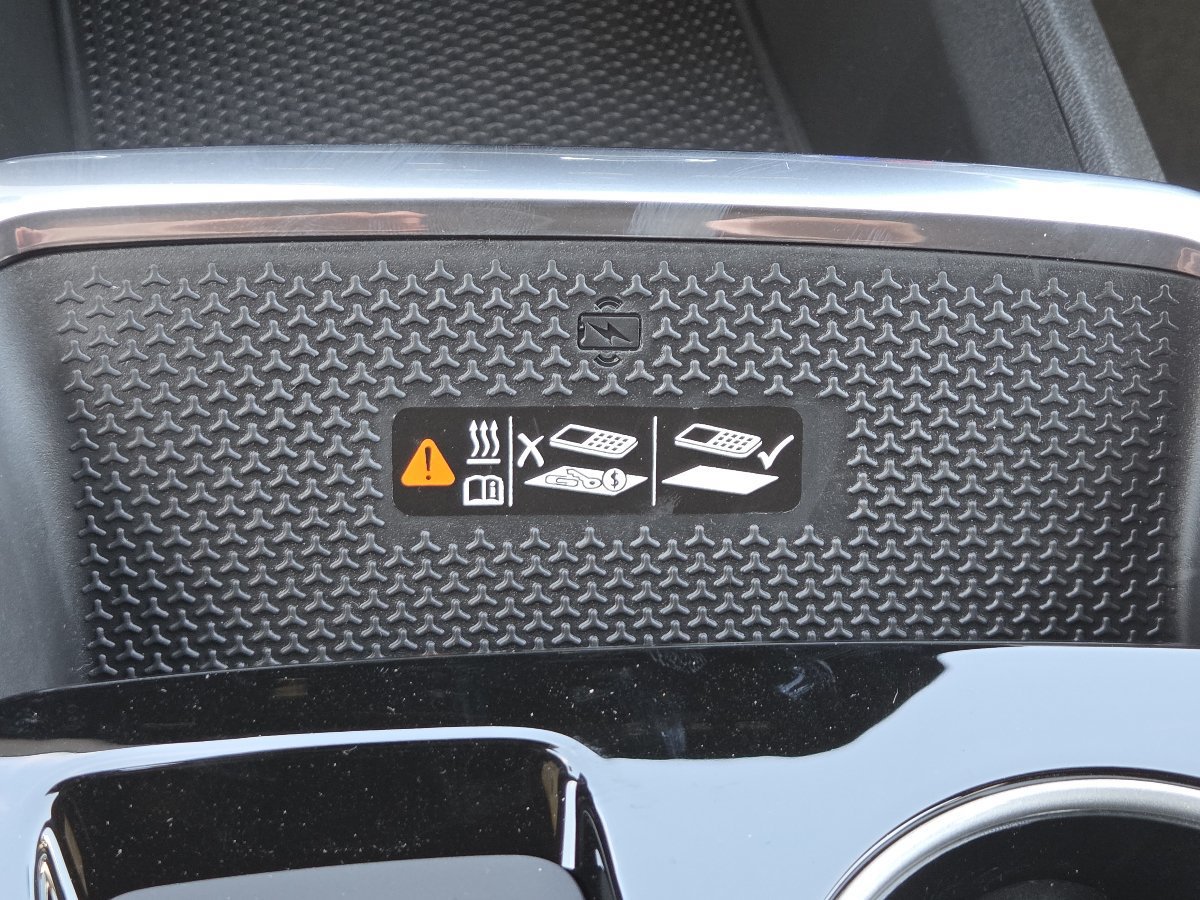 New 2027 Chevrolet Equinox LT w/ Convenience Package II FWD image 12