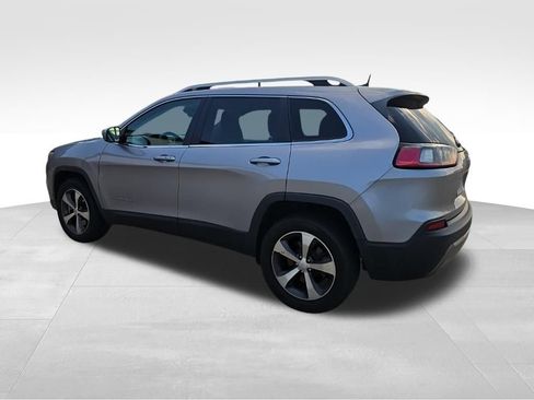 Used 2021 Jeep Cherokee Limited w/ Elite Package AWD/4WD image 12