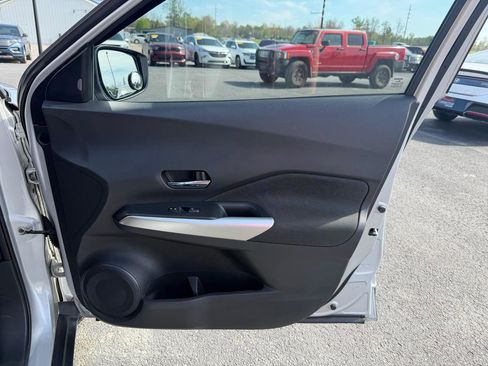 Used 2019 Nissan Kicks SV image 20