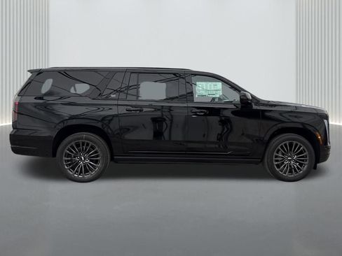 New 2025 Cadillac Escalade ESV Sport Platinum image 4