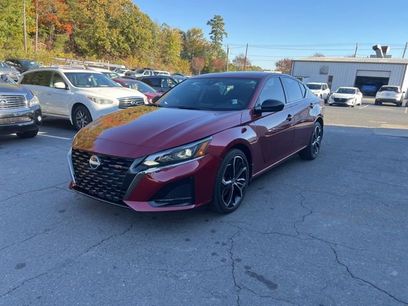 Used 2024 Nissan Altima 2.5 SR