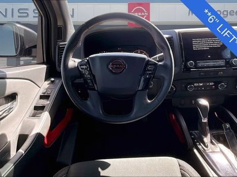 Used 2024 Nissan Frontier PRO-4X w/ Technology Package AWD/4WD image 9
