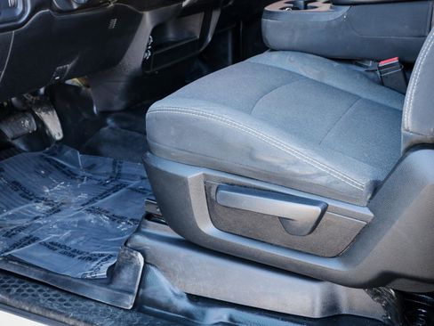 Used 2022 RAM 3500 Tradesman w/ Safety Group image 14