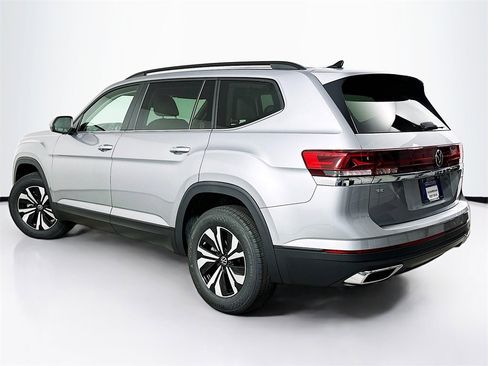 New 2026 Volkswagen Atlas SE image 23