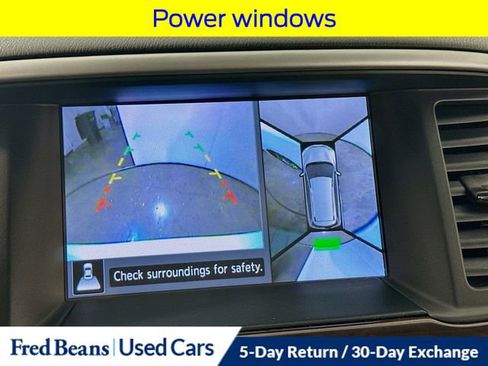 Used 2015 Nissan Pathfinder Platinum image 19