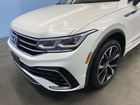 Used 2022 Volkswagen Tiguan SEL R-Line image 52