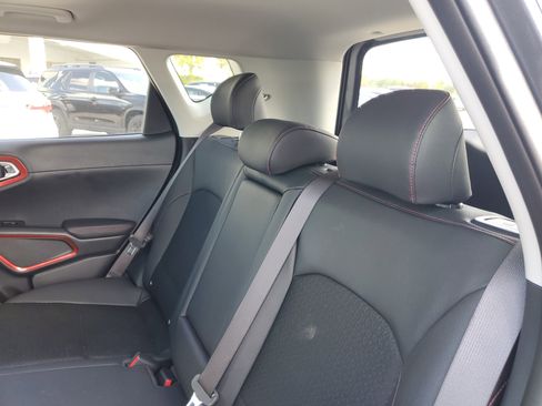 Used 2025 Kia Soul GT-Line image 14