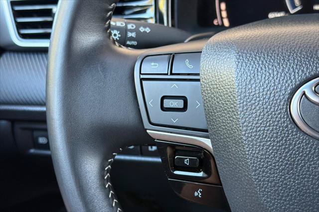 Certified 2025 Toyota Camry SE FWD image 25
